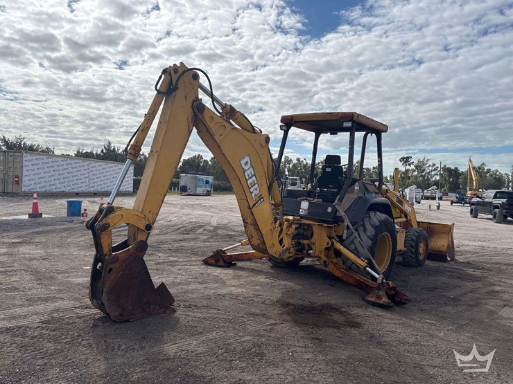 john-deere-310-image-3