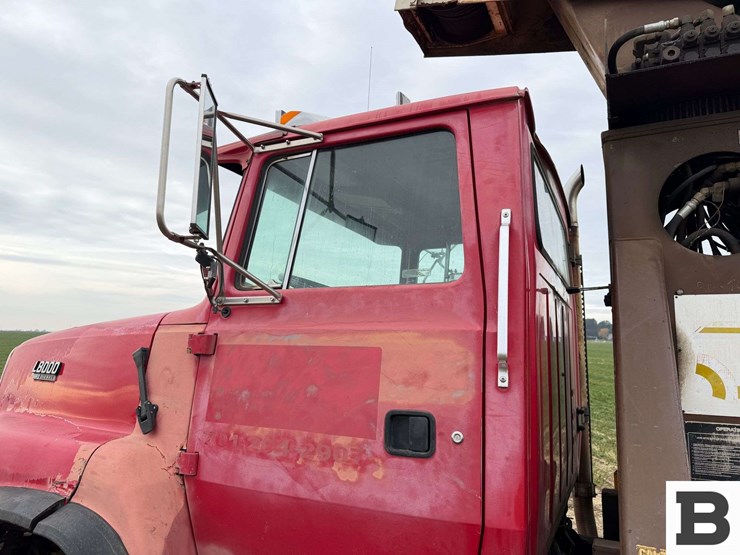 1993-ford-lts8000-image-12