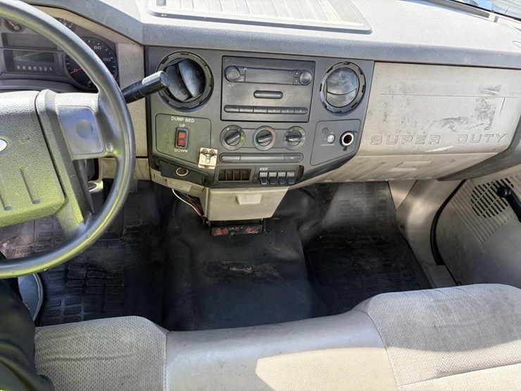 2008-ford-f450-image-13