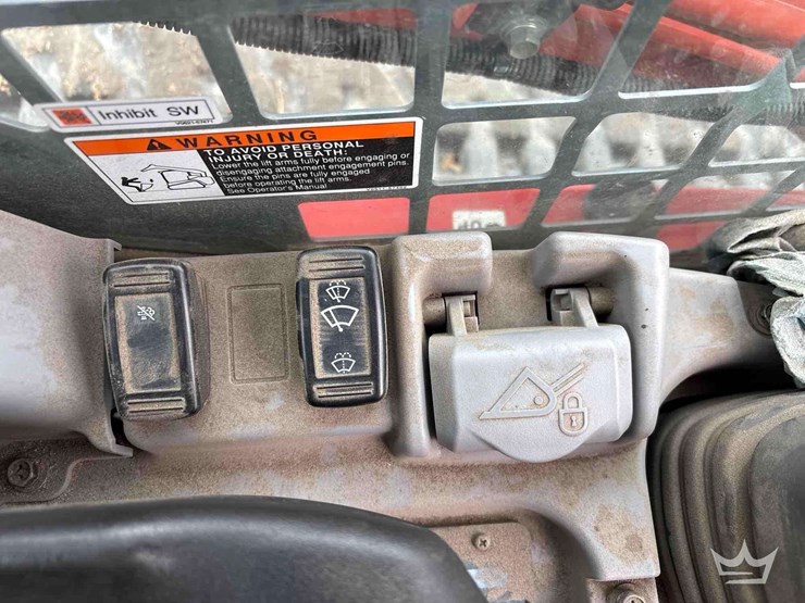 2024-kubota-svl97-2-image-24