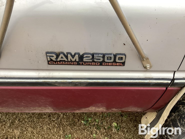 1996-dodge-2500-image-12