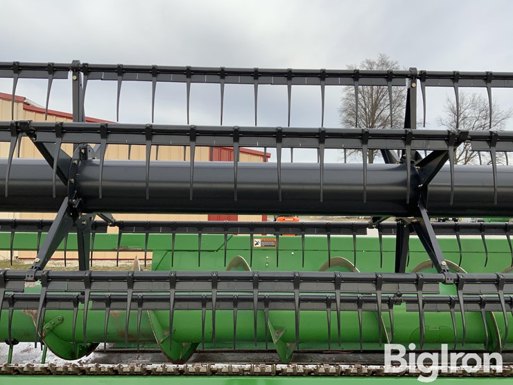 2011-john-deere-635f-image-12