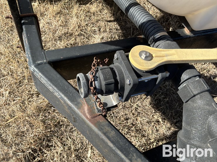 1999-behnke-/-b-b-t/a-1000-gallon-nurse-trailer-image-11