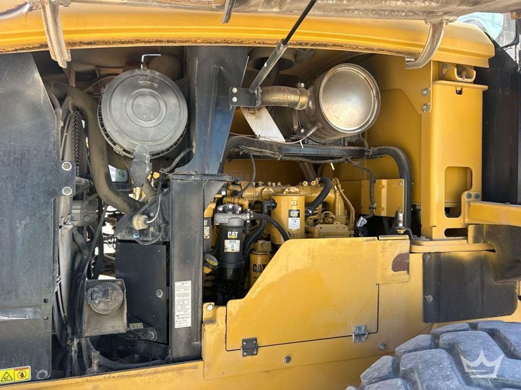 2012-caterpillar-924k-image-7