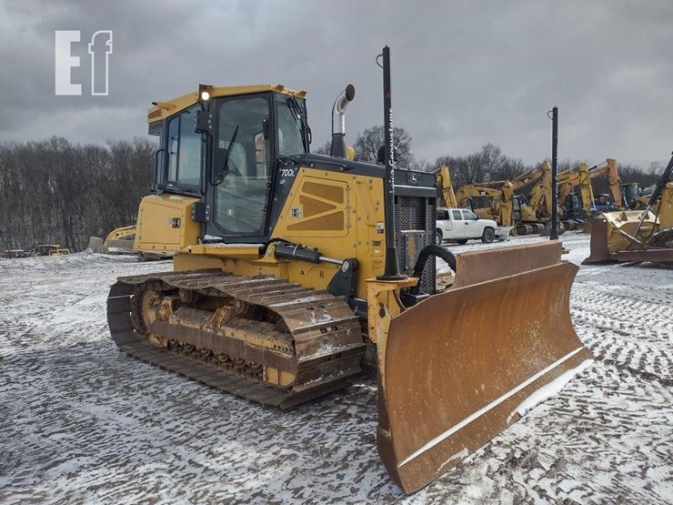 2022-deere-700l-lgp-image-45