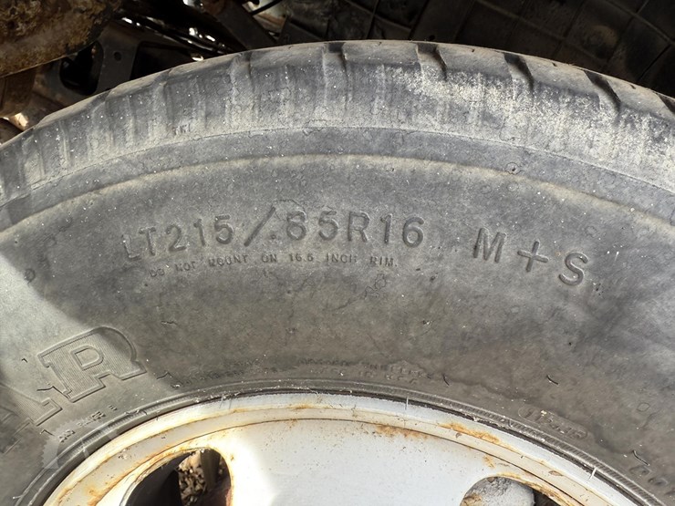 2000-isuzu-npr-image-6