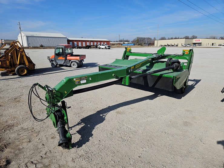 2022-john-deere-s350-image-13