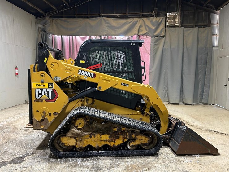 2022-caterpillar-259d3-image-5
