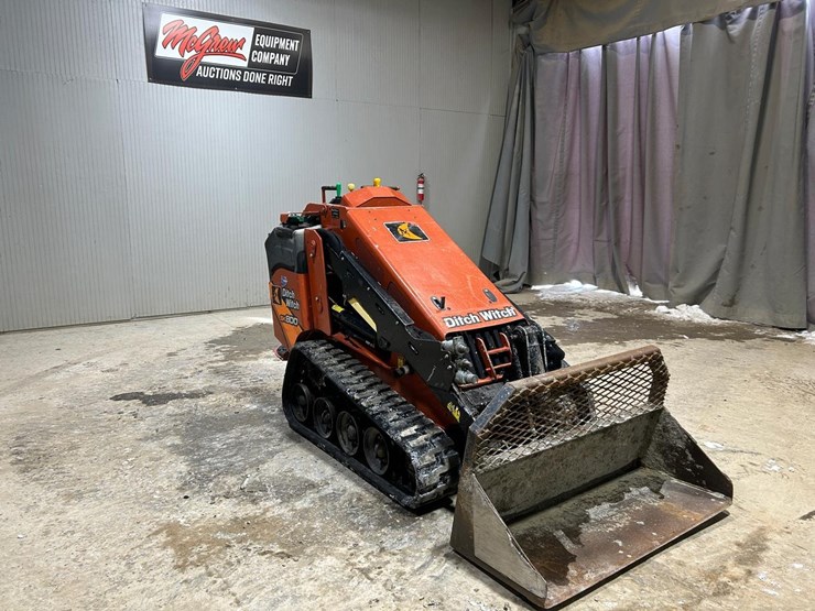 2019-ditch-witch-sk800-image-6