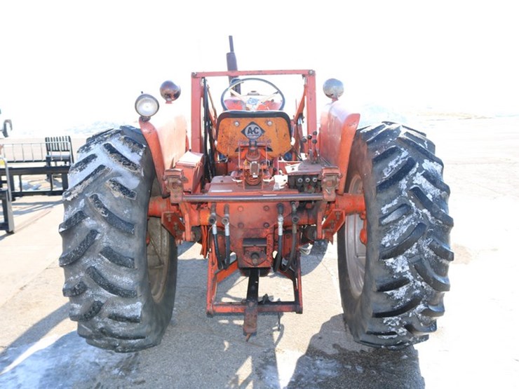 #4167-•-allis-chalmers-d17-loader-tractor-image-3