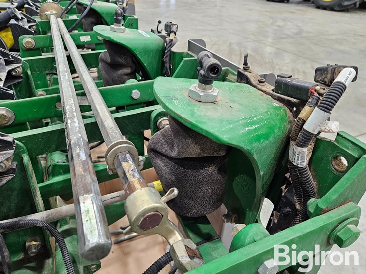 john-deere-1770nt-image-14