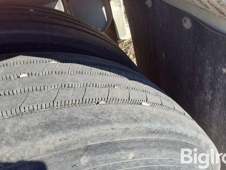 2006-jet-hopper-image-15