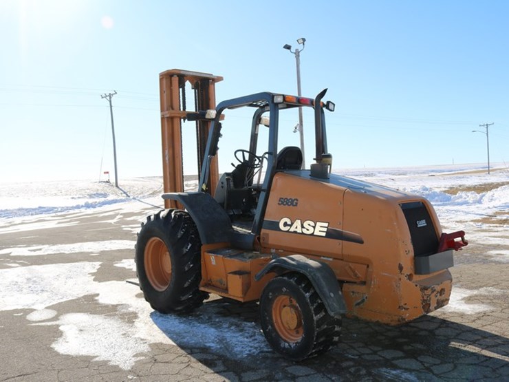 2005-case-588g-image-4