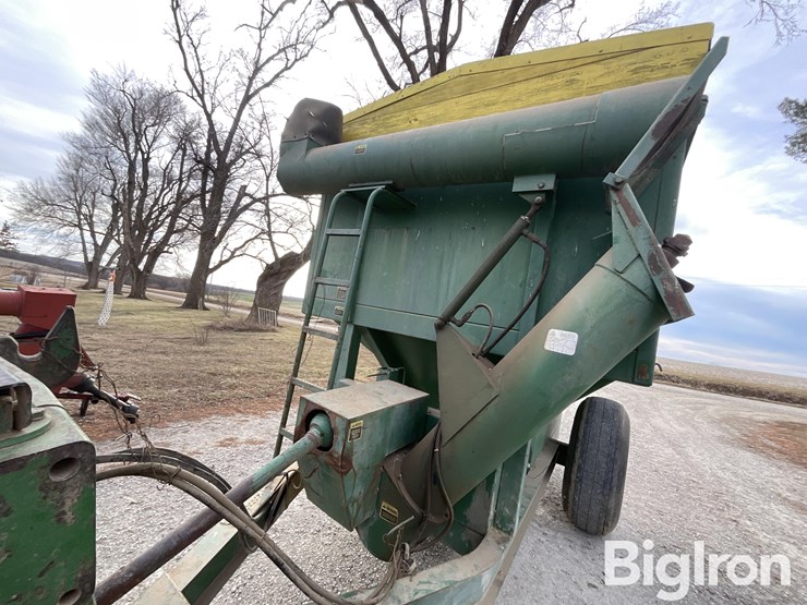 john-deere-400-image-2