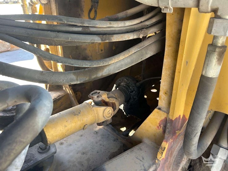 2012-caterpillar-924k-image-23