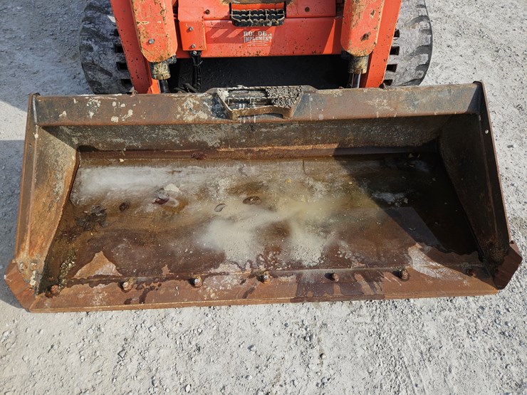 2014-kubota-svl90-2-image-3