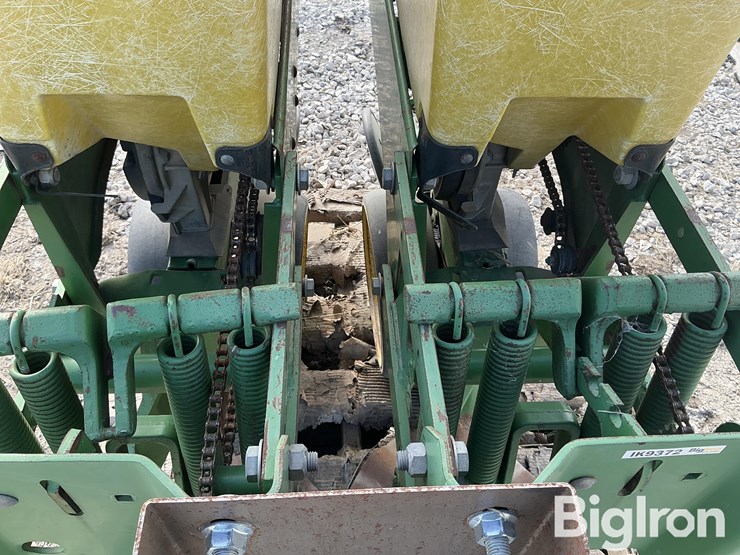 john-deere-7200-image-14