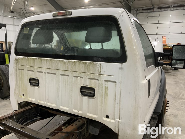 2014-ford-f550-image-15