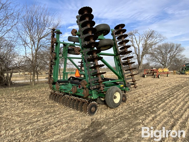 great-plains-3000tt-image-5