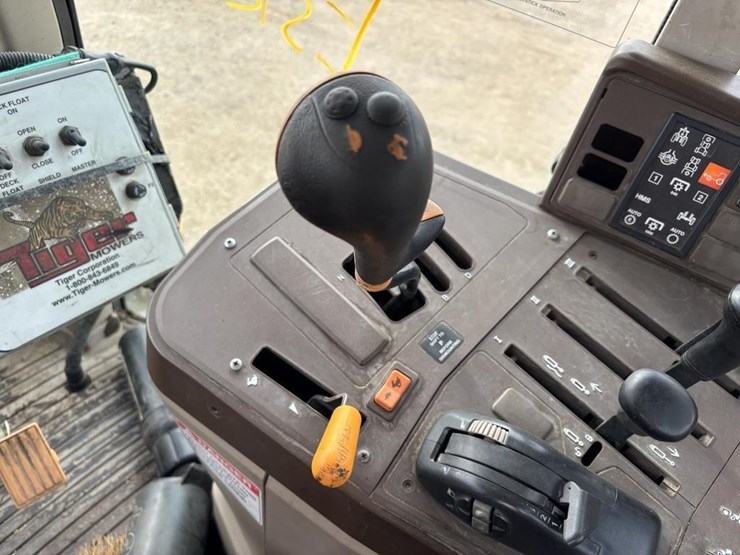 2003-john-deere-7220-image-28