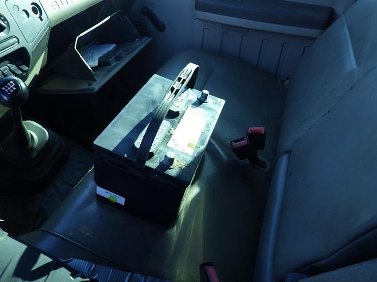 2008-ford-f450-image-25