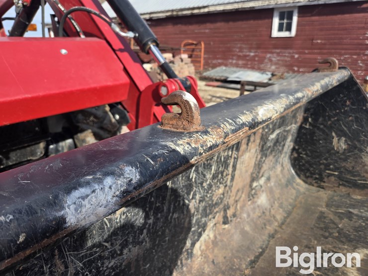 2019-case-ih-farmall-120c-image-19