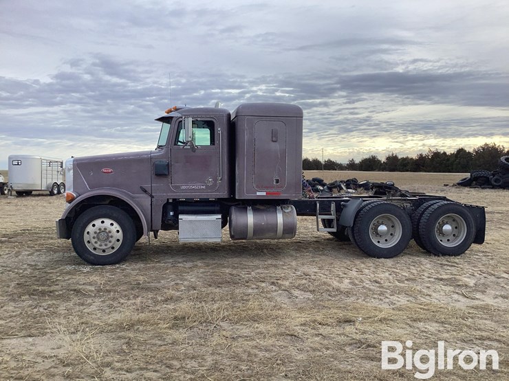 1992-peterbilt-378-image-4
