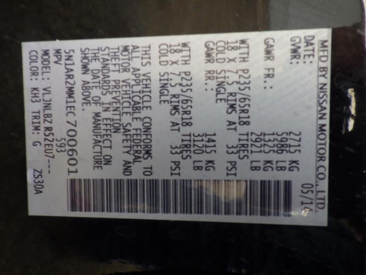 2014-nissan-pathfinder-image-16