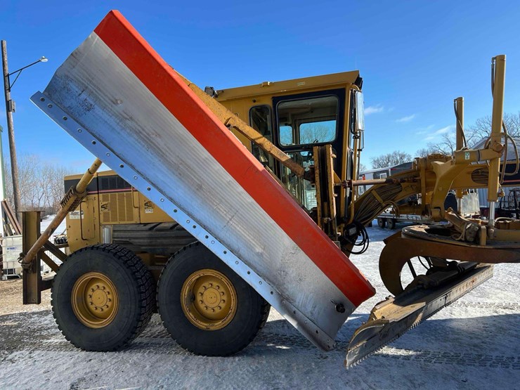 2007-caterpillar-160h-image-35