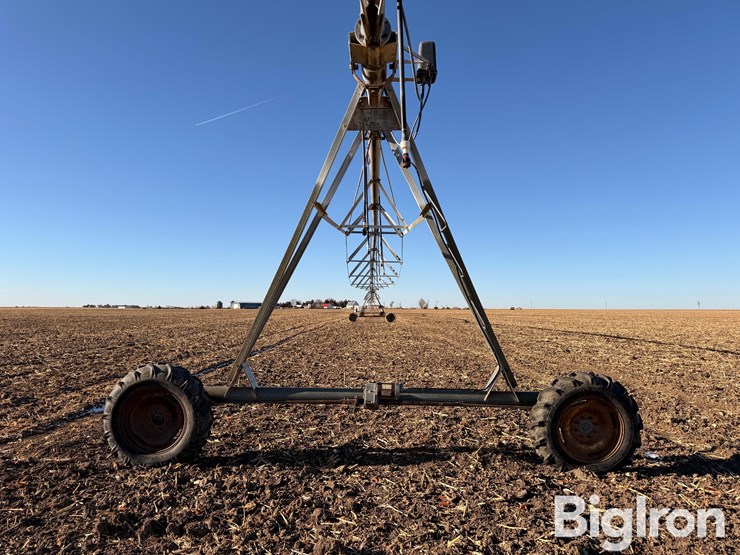 zimmatic-307-7-tower-center-pivot-image-16