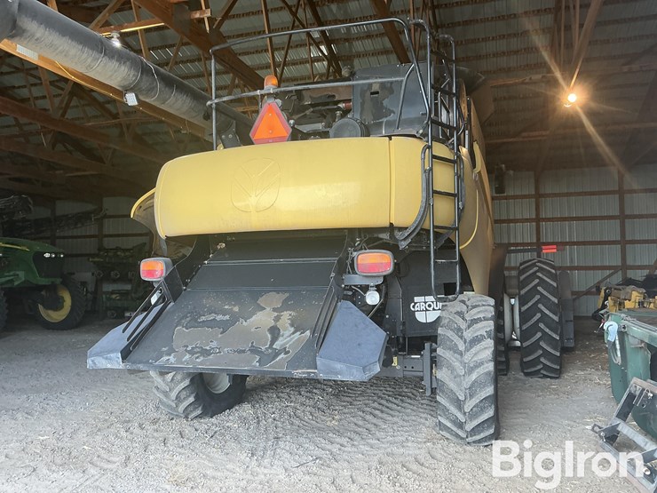 2007-new-holland-cr9060-image-9