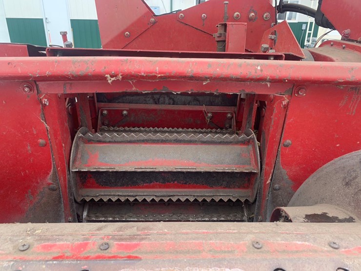 case-8725-forage-chopper-image-14