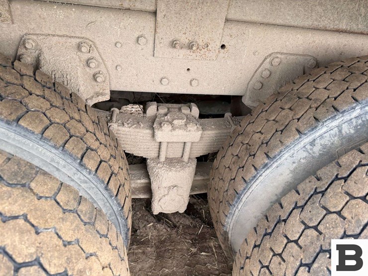 1993-ford-lts8000-image-33