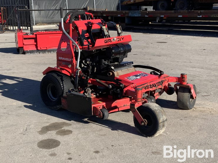 gravely-prostance-52-image-3