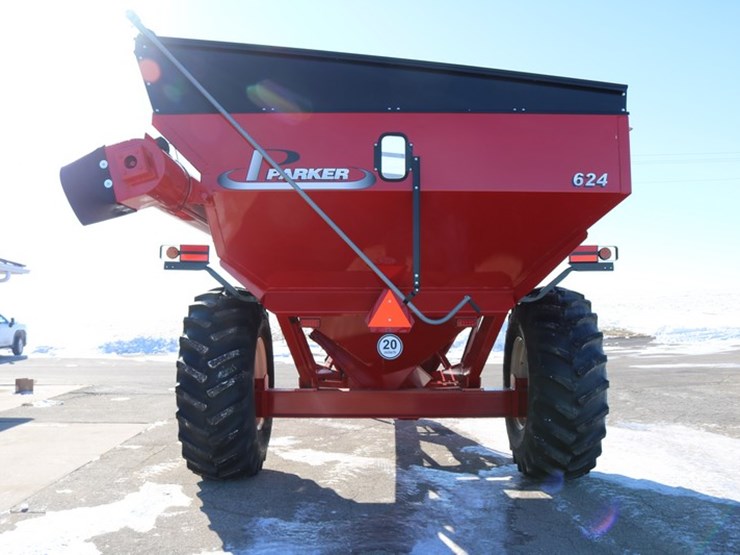 2025-parker-624-image-3