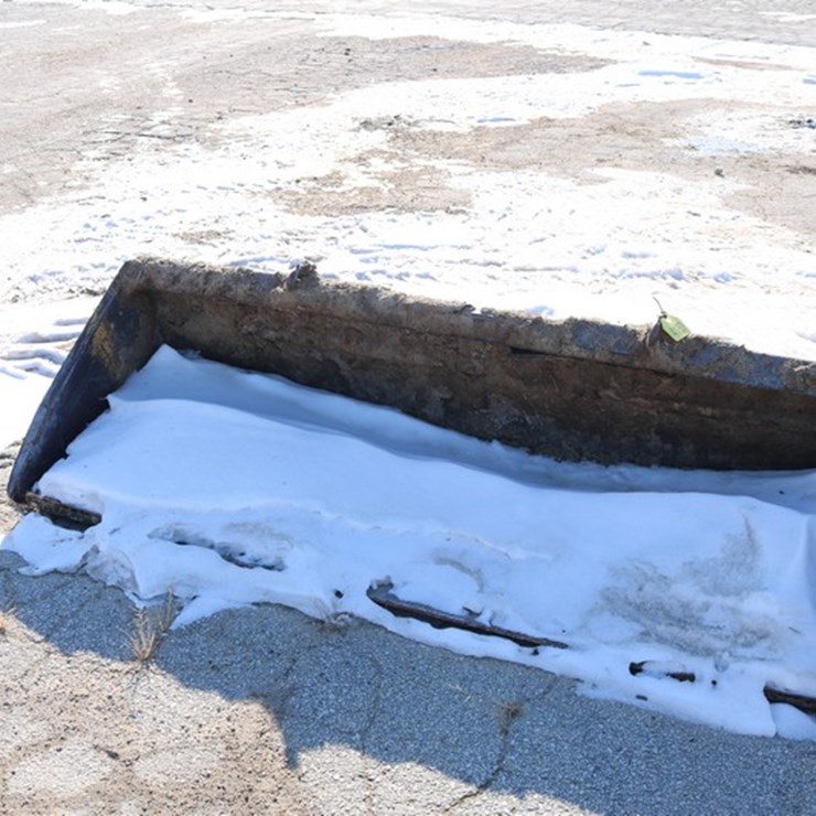 #4183 • 78" Skid Steer Bucket