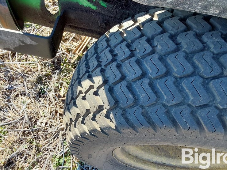 john-deere-z820a-image-14