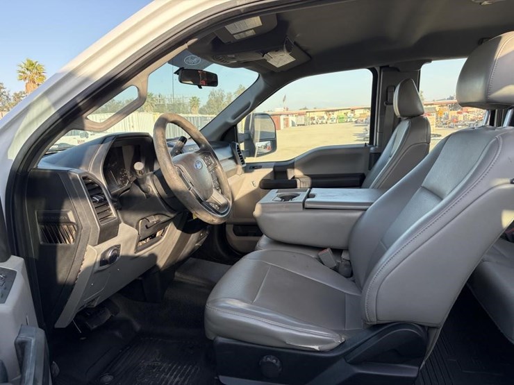 2019-ford-f450-image-14