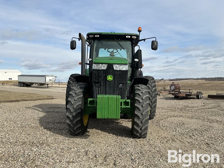 2011-john-deere-7230r-image-2