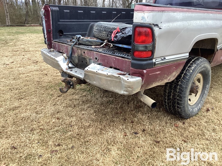 1996-dodge-2500-image-16