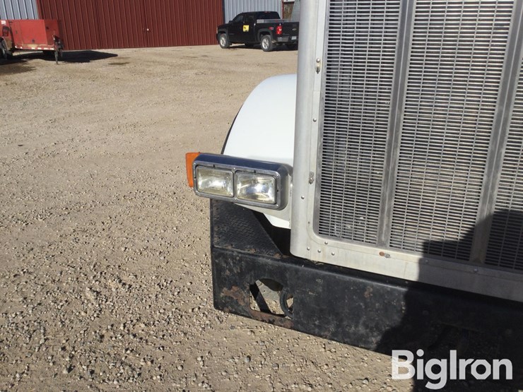 2001-peterbilt-378-image-15