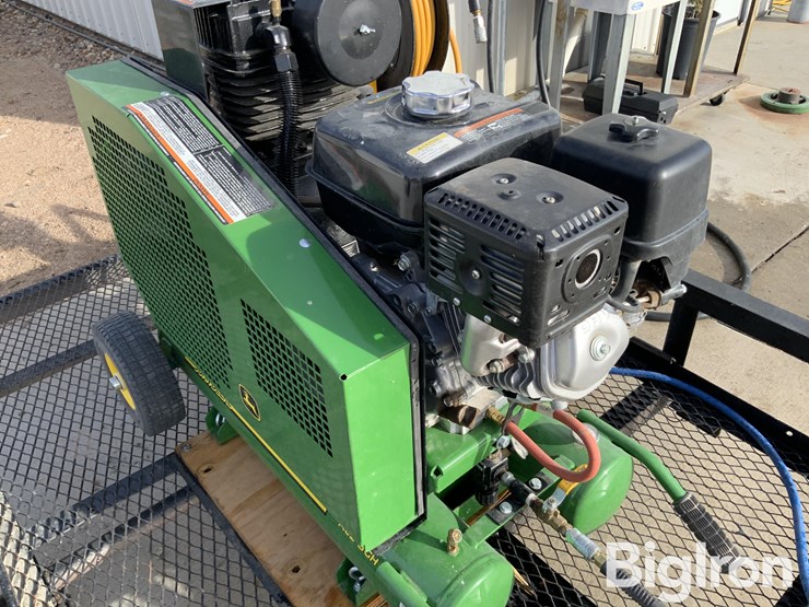 deere-ac2-8gh-image-13