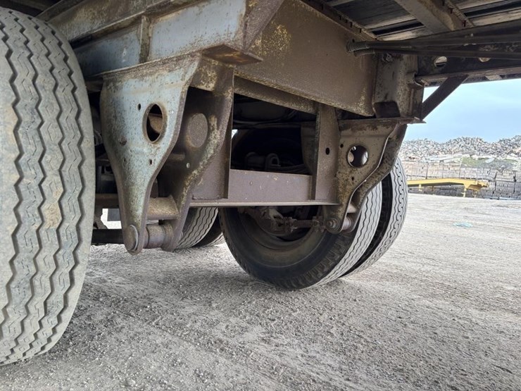 1982-fruehauf-van-image-19