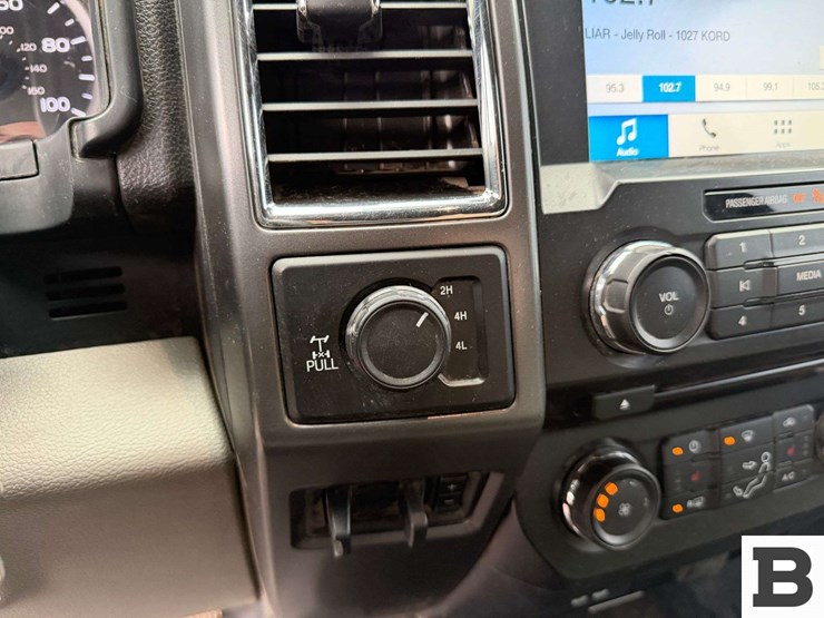 2018-ford-f350-image-35