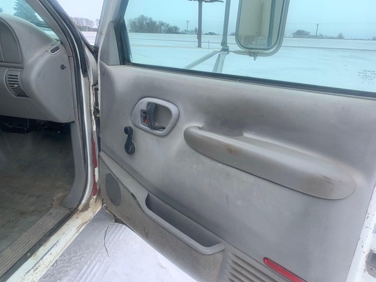 1999-chevrolet-3500-image-12