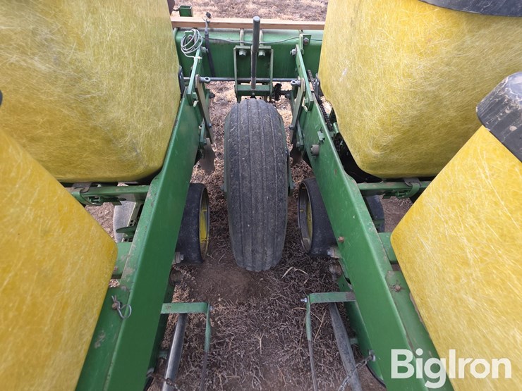 john-deere-7100-image-12