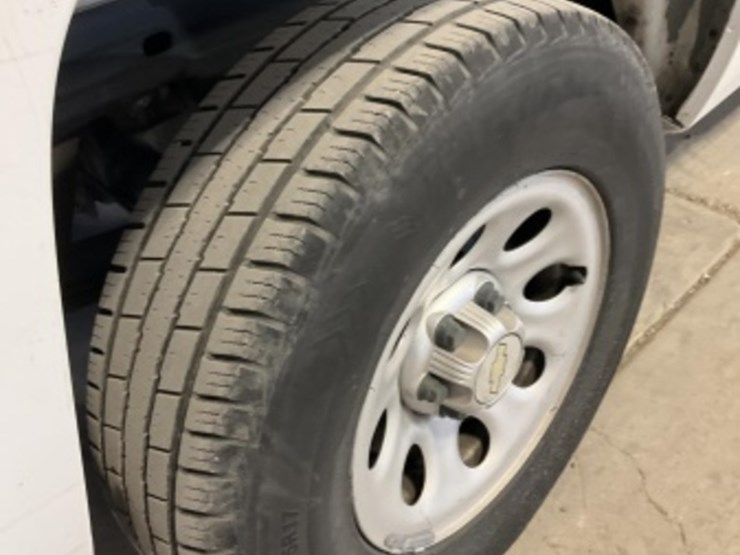 2012-chevrolet-silverado-1500-image-8