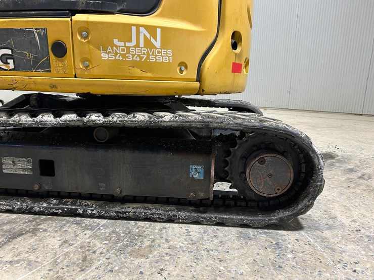 2017-deere-30g-image-21