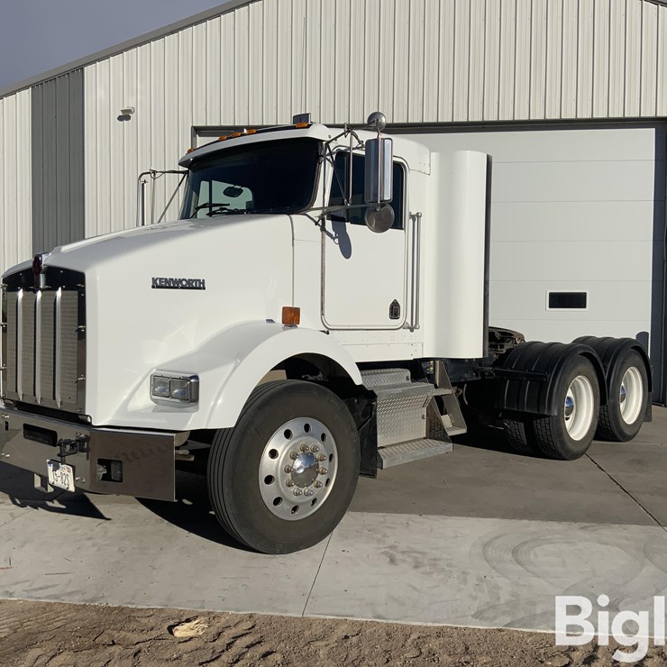 2001 KENWORTH T800