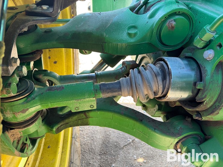 2012-john-deere-8285r-image-17